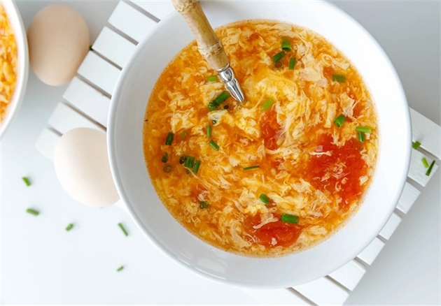 Sưởi ấm ngày se lạnh với món canh trứng cà chua